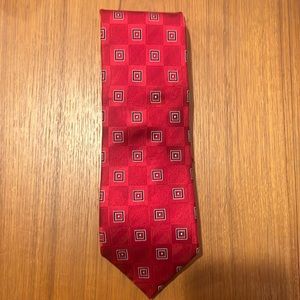 Donald Trump tie, red and black square pattern